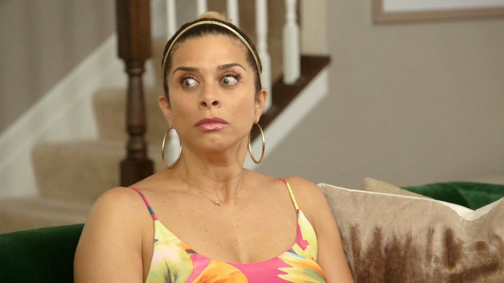Robyn Dixon is shocked by a medium's 'connection' to a deceased loved one on 'The Real Housewives of Potomac.'