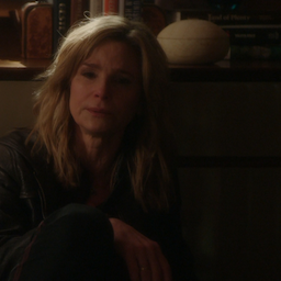 RELATED: Kyra Sedgwick Is Distraught Over Her Missing Child in 'Ten Days in the Valley' Sneak Peek