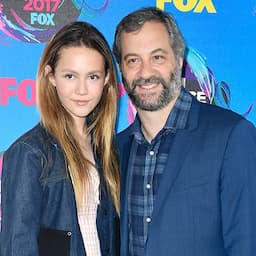 Judd Apatow's Youngest Daughter Iris Looks Just Like Her Mom Leslie Mann at Teen Choice Awards