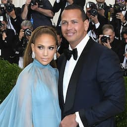 Jennifer Lopez and Alex Rodriguez Help Their Kids Decorate a Christmas Tree