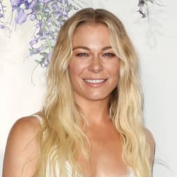 LeAnn Rimes Poses Nude and Embraces Her Psoriasis