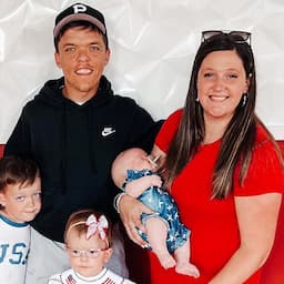 Tori Roloff Shares Adorable Tulip-Filled Family Portraits