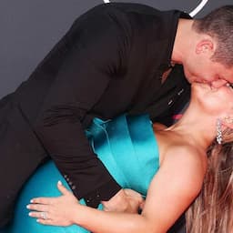 Pregnant Shawn Johnson Kisses Husband Andrew East on ESPYs Red Carpet