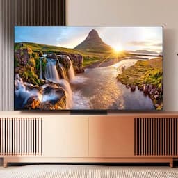 Save Up to $2,000 on Samsung's Neo QLED 8K TV With This New Year Deal
