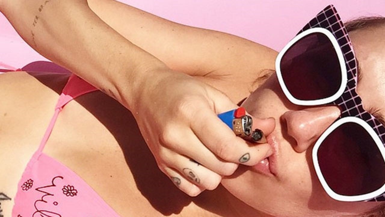 Miley Cyrus Shows Off Long Armpit Hair Again In Bikini Selfie