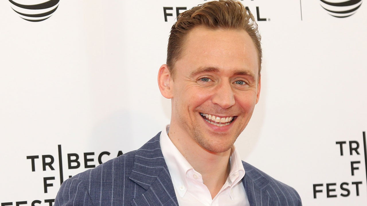 Tom Hiddleston Flashes a Cheeky Grin in NYC After Winning Rear of the Year Award | Toms, Tom 