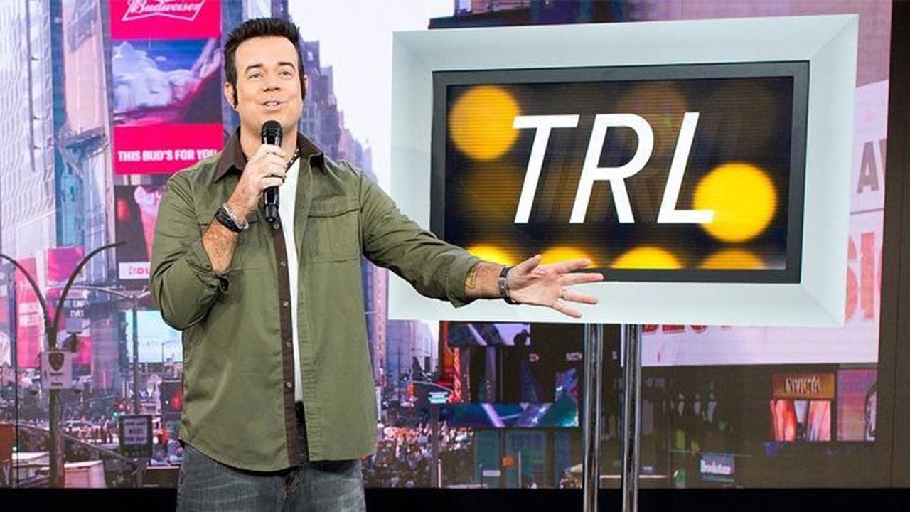 Carson Daly Channels His MTV 'TRL' Days With 90sThemed Halloween
