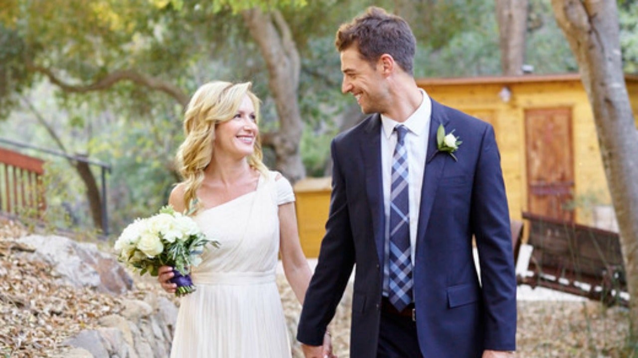 The Office Star Angela Kinsey Marries Joshua Snyder See The Pics