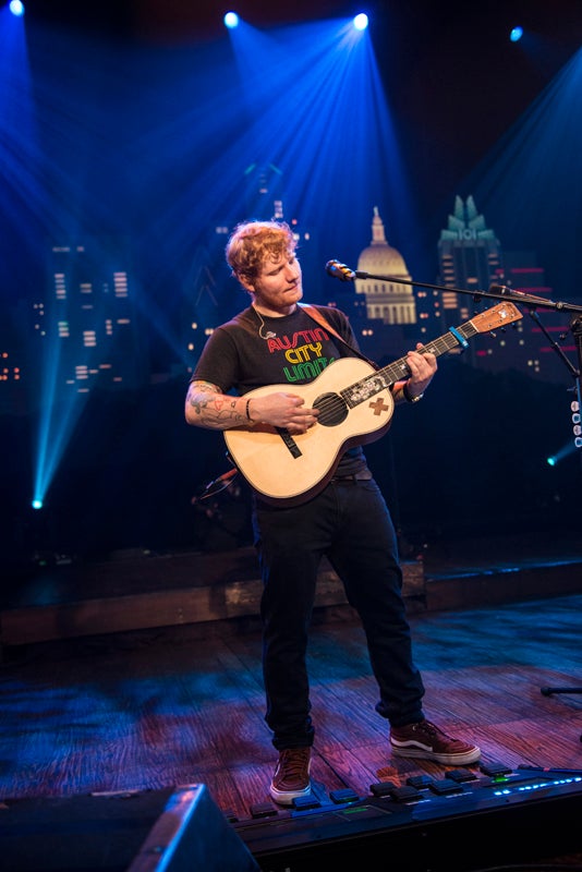 Watch The Last Castle Online Etonline Watch The Last Castle Online Etonline