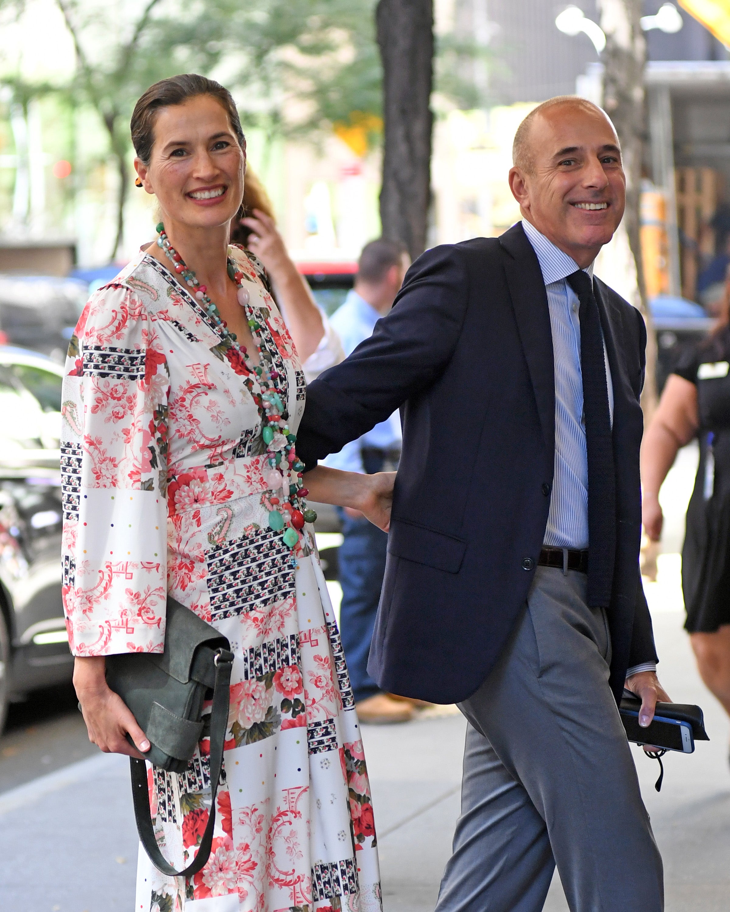 Inside Matt Lauer S 19 Year Marriage With Wife Annette Roque Whas11