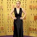 2019 Emmys: Kate McKinnon Is Striking in Plunging Silk Number 