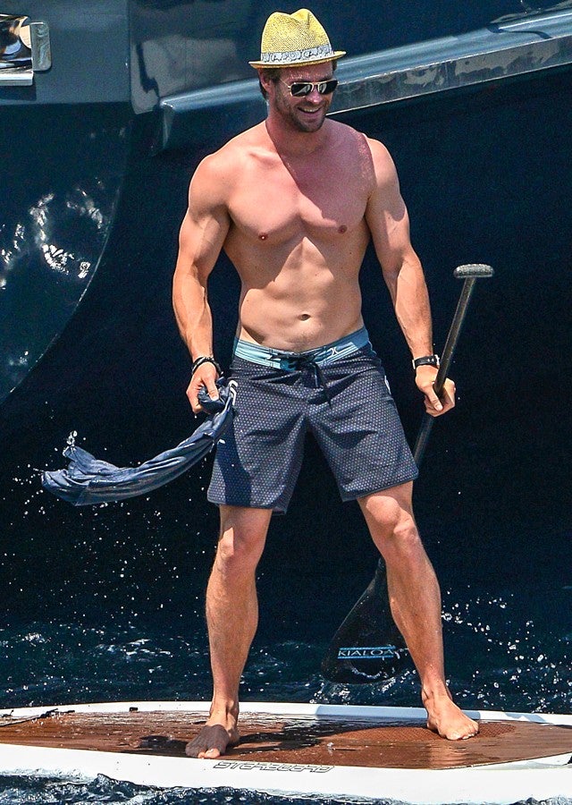 Check Out Thor AKA Chris Hemsworths Gorgeous Ass In His 