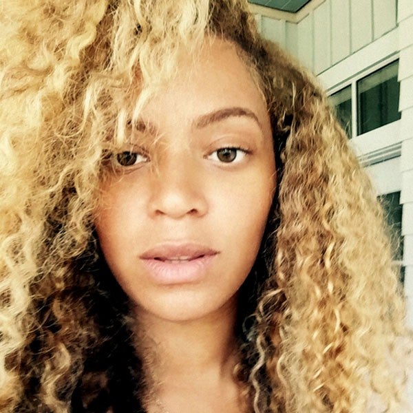 Flawless! Beyonce Shares Makeup-Free Selfie From Bikini-Clad Vacation