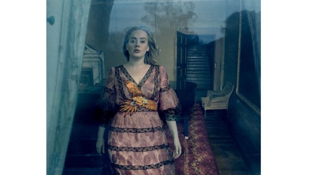 Adele Shows Off Weight Loss in Stunning 'Vogue' Shoot: 'I Fit Into Off