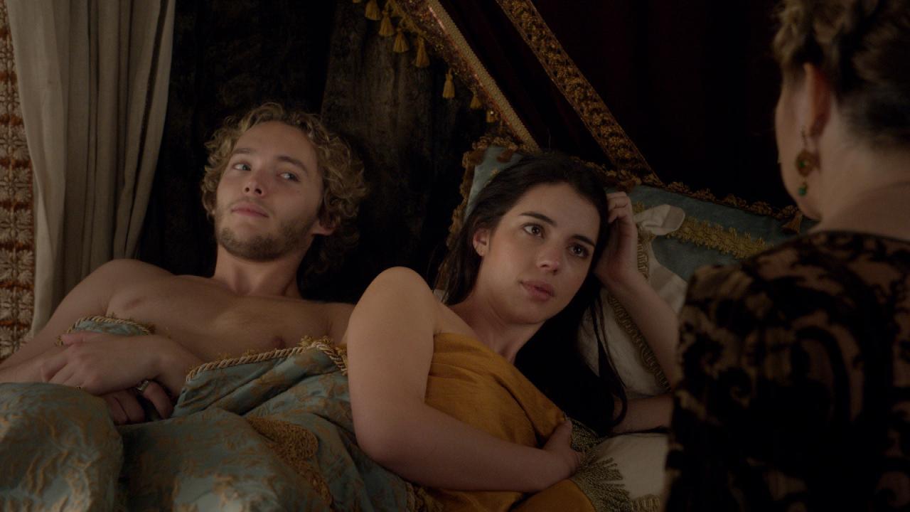 EXCLUSIVE! 'Reign' Sneak Peek: Mary's Pregnant! (But Catherine Has