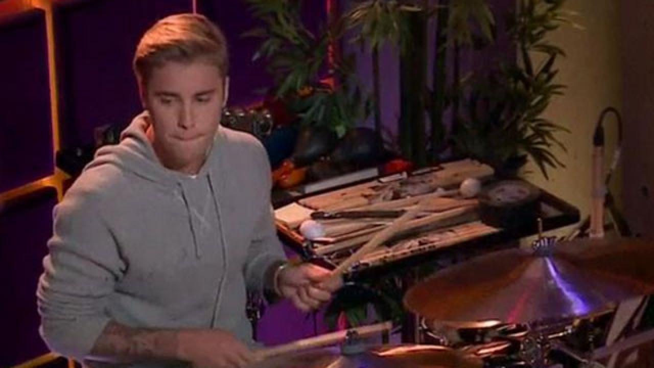 Justin Bieber Pops Up on 'Late Late Show' Playing the 
