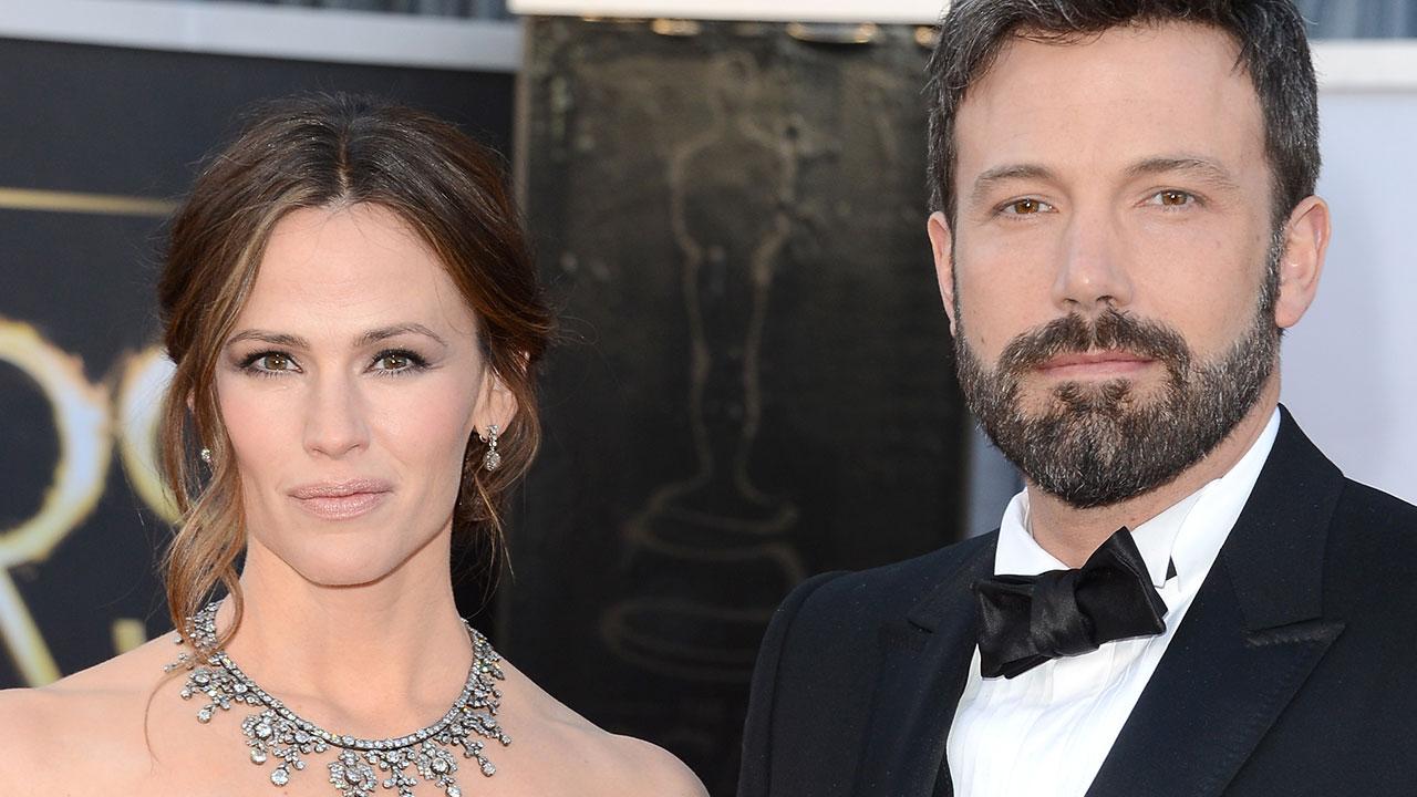 Exes Ben Affleck & Jennifer Garner Enjoy Super-Friendly Sushi Night Out