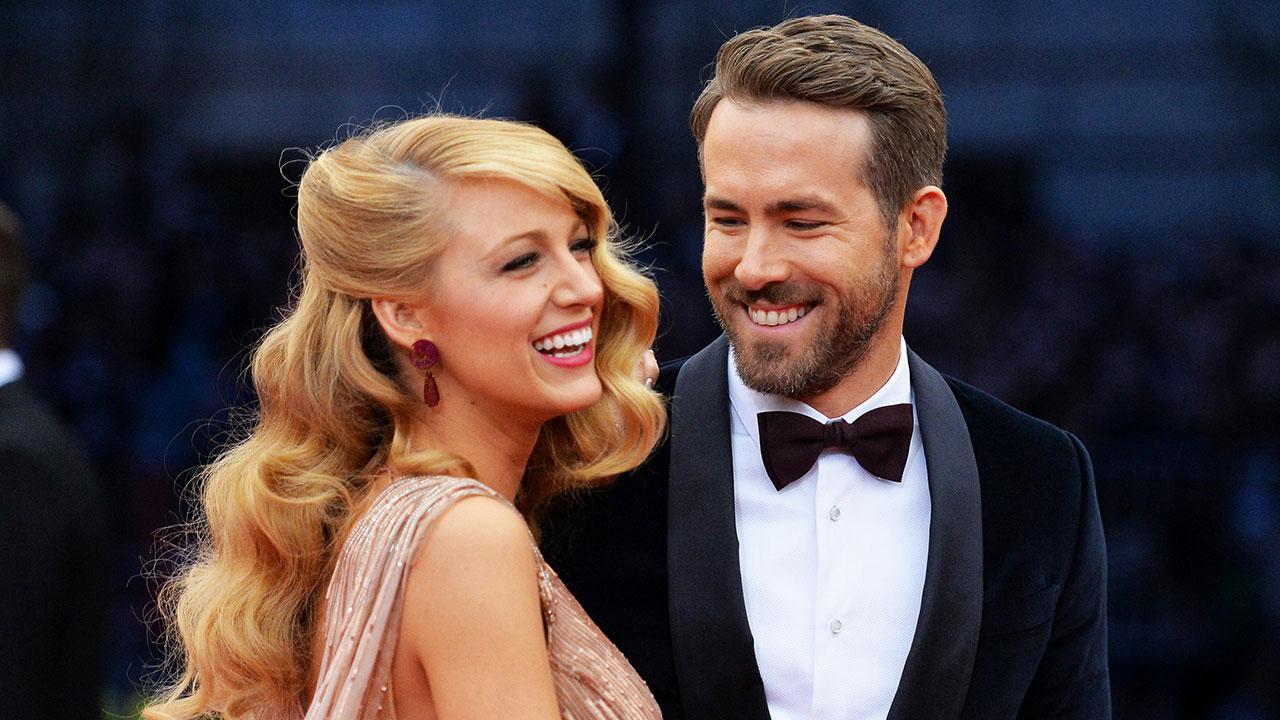 Ryan Reynolds Jokes About Sex With Blake Lively While Accepting Mtv