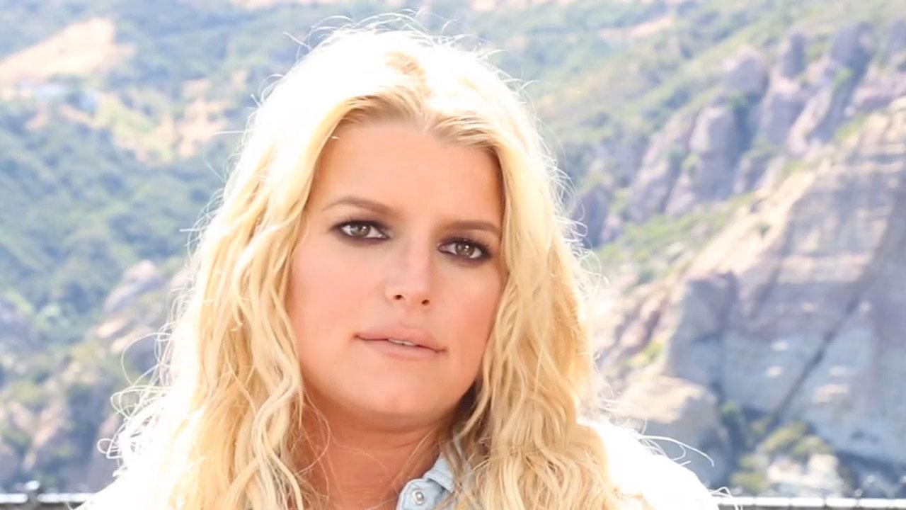 Jessica Simpson Reveals She Almost Got A Breast Reduction And Why She Loves Her Stomach