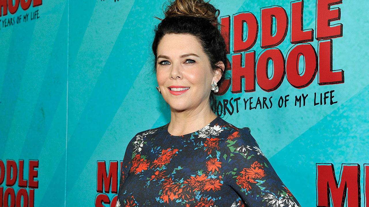 EXCLUSIVE: Lauren Graham Dishes On Being Named One of TV’s Highest-Paid