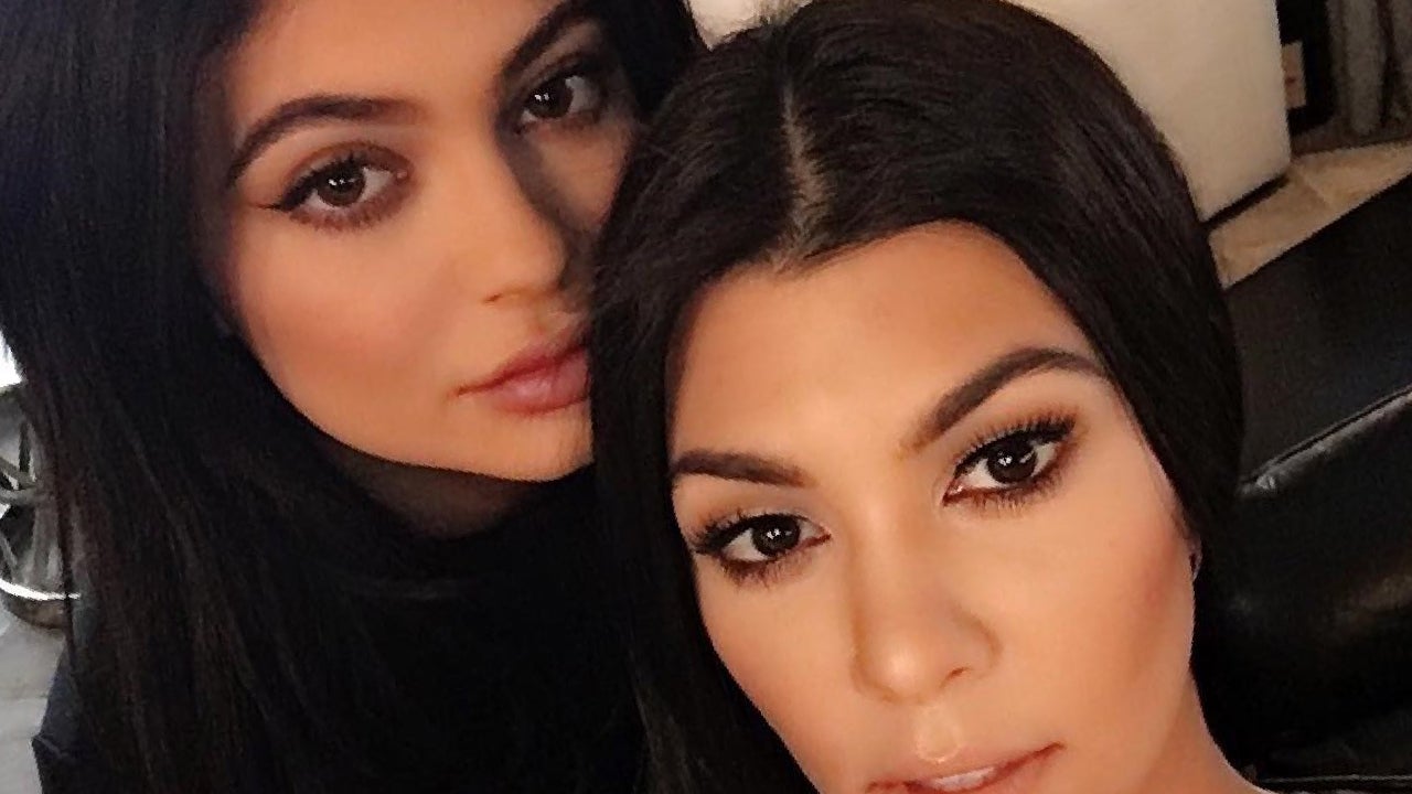 Kourtney Kardashian And Kylie Jenner Strip Down In Sexy Snapchats See The Pics