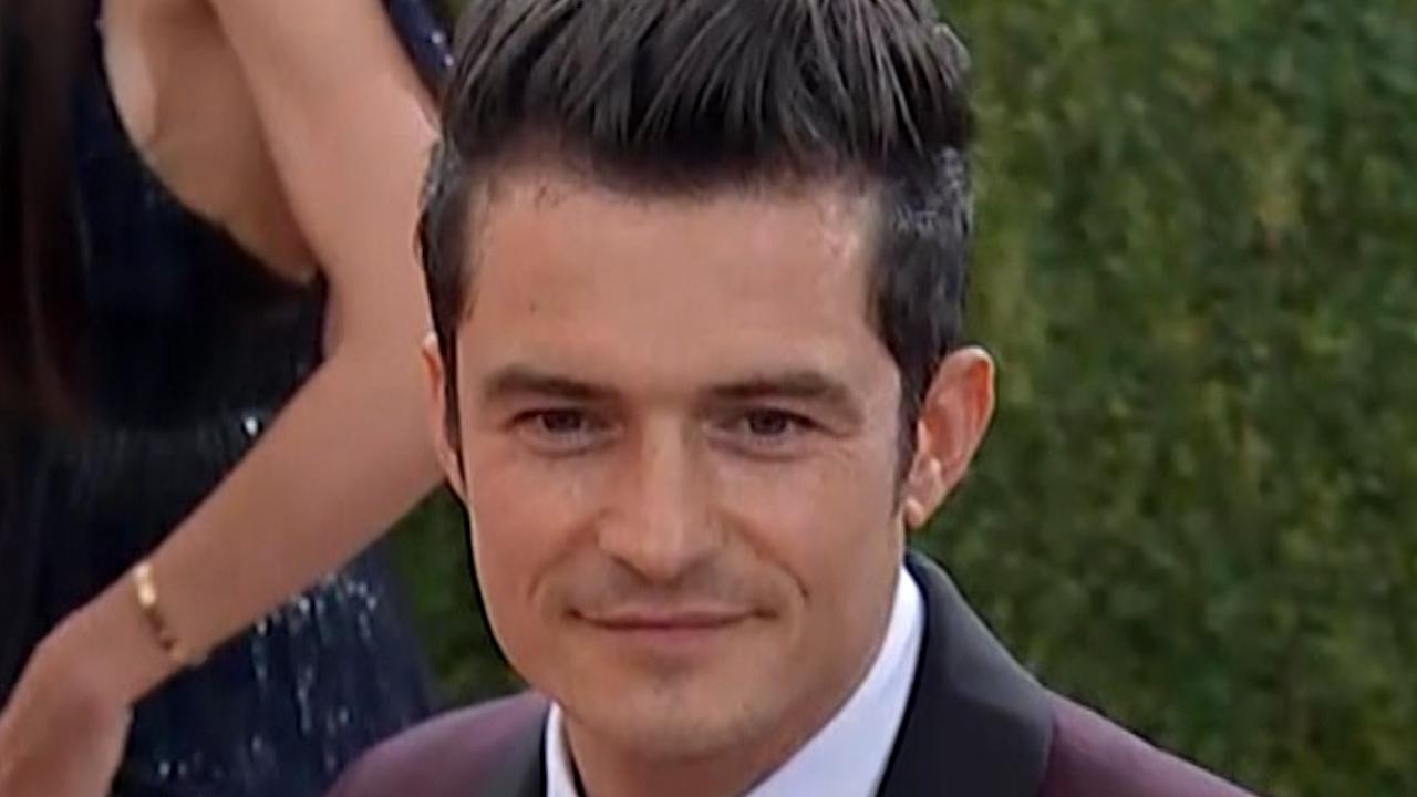 Orlando Bloom insists his todger is not that big after 