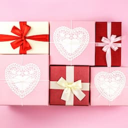 Last-Minute Valentine's Day Gift Guide 2024: The Best Gifts to Buy for Your Loved Ones This Year