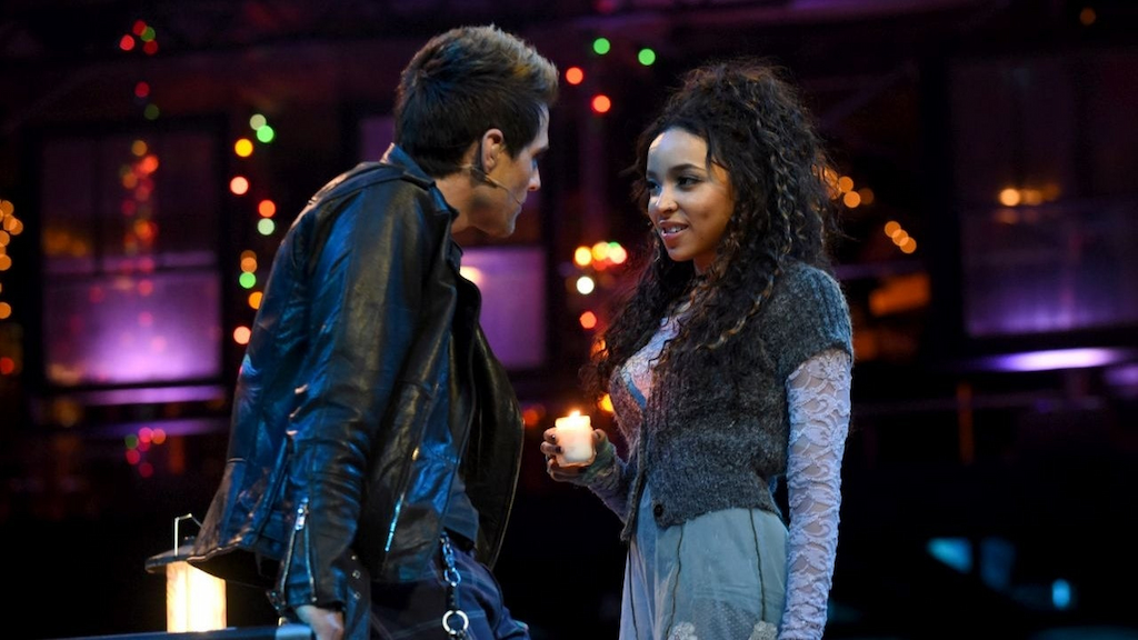 Tinashe in Rent Live