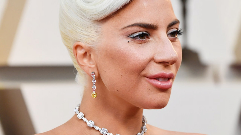 Lady Gaga closeup 2019 Oscars