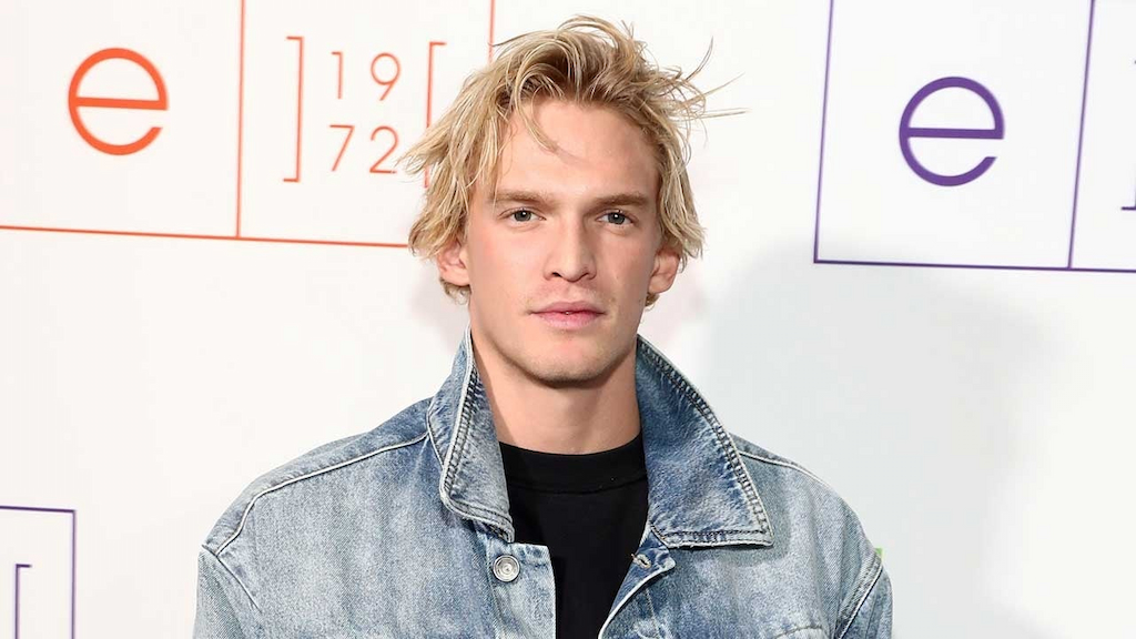 Cody Simpson backstage for e1972 during New York Fashion Week in feb 2020