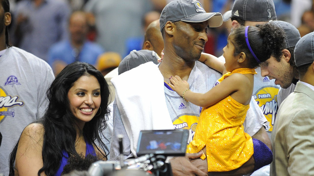 Vanessa Bryant and Kobe Bryant at 2009 Lakers Championship