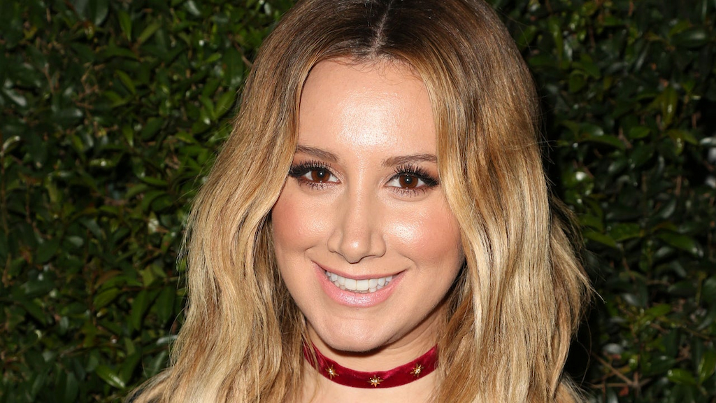 ashley tisdale in 2016