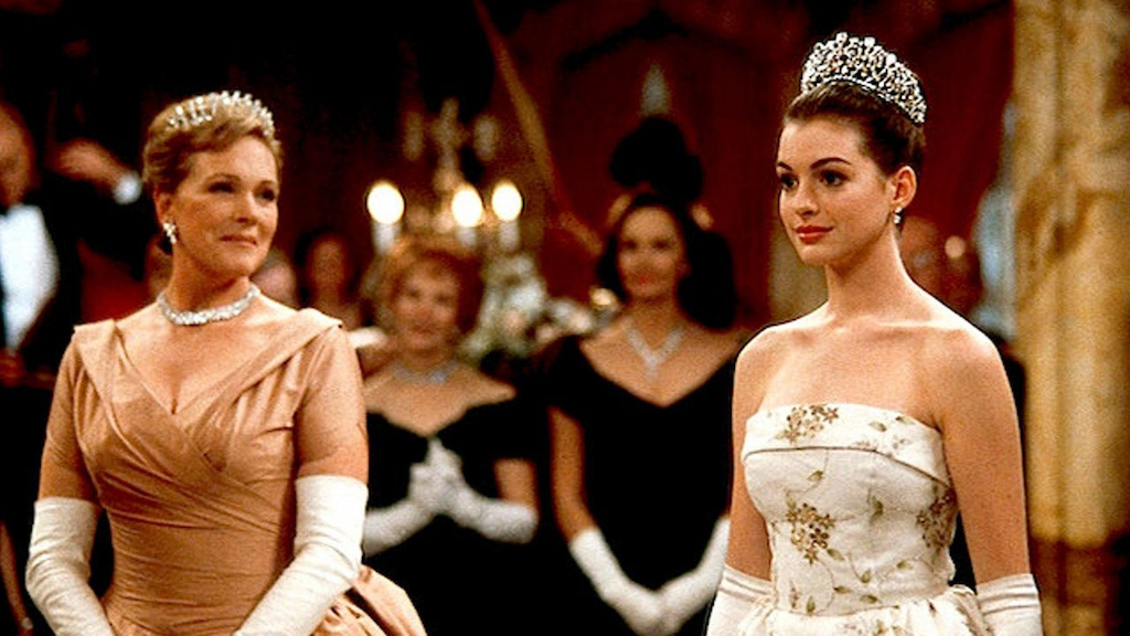 Anne Hathaway and Julie Andrews in 'The Princess Diaries'