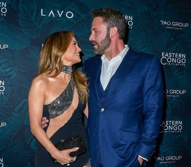 The Affleck's showed PDA inside the event and on the red carpet 