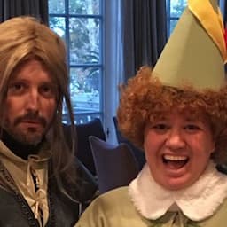 Kelly Clarkson Gets in Christmas Spirit on Halloween With Awesome 'Elf' Costume