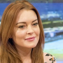WATCH: Lindsay Lohan Claims She Was 'Racially Profiled' for Wearing a Headscarf at London Airport
