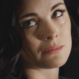 'Blindspot' Finale Sneak Peek: Jane Breaks the News to Weller That She May Be Pregnant (Exclusive)