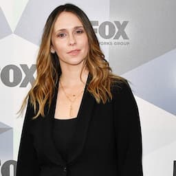 PICS: Jennifer Love Hewitt Fondly Recalls Her First Pregnancy With Sweet Baby Bump Photo