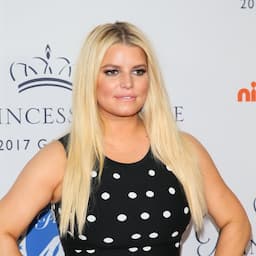 Jessica Simpson Cradles Her Baby Bump In Festive Family Pic -- Check Out Her Reindeer Onesie