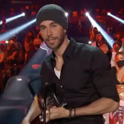 Enrique Iglesias Is Top Latin Artist at Billboard Latin Music Awards