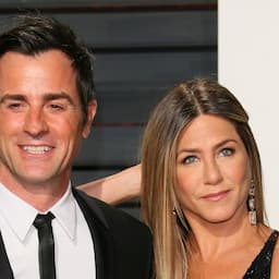 Jennifer Aniston Has Dinner With Ex Justin Theroux, Leaves With a Rose