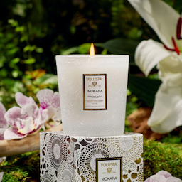 The Best Candles to Light Up Her Mother's Day from Diptyque and More
