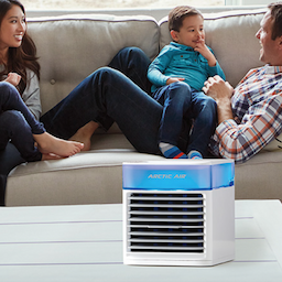 This TikTok-Famous Portable Air Conditioner Back in Stock and On Sale 