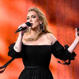Adele Jokes 'I'll F**king Kill' Fans Who Throw Things On Stage