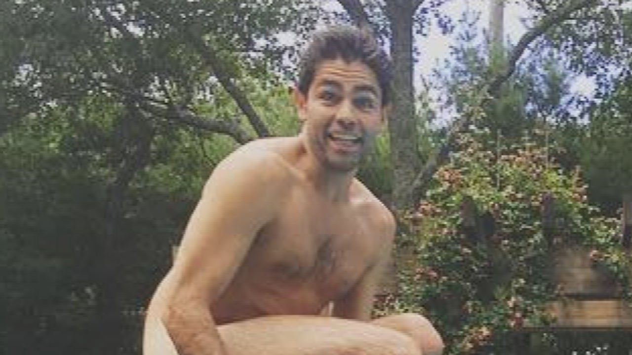 Adrian Grenier Gets Buck Naked to Celebrate His 40th Birthday |  Entertainment Tonight