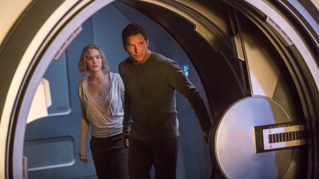 Would 'Passengers' Have Been Better With the Original Ending? Read It Now