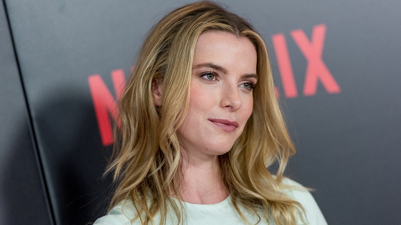 Images betty gilpin Actress Betty