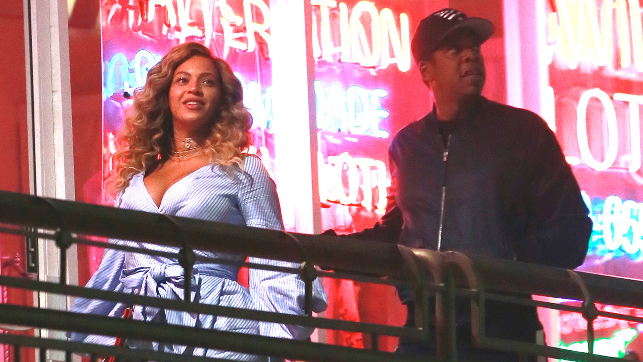 Beyoncé debuts dramatic new hair colour during date night with Jay-Z -  Daily Times