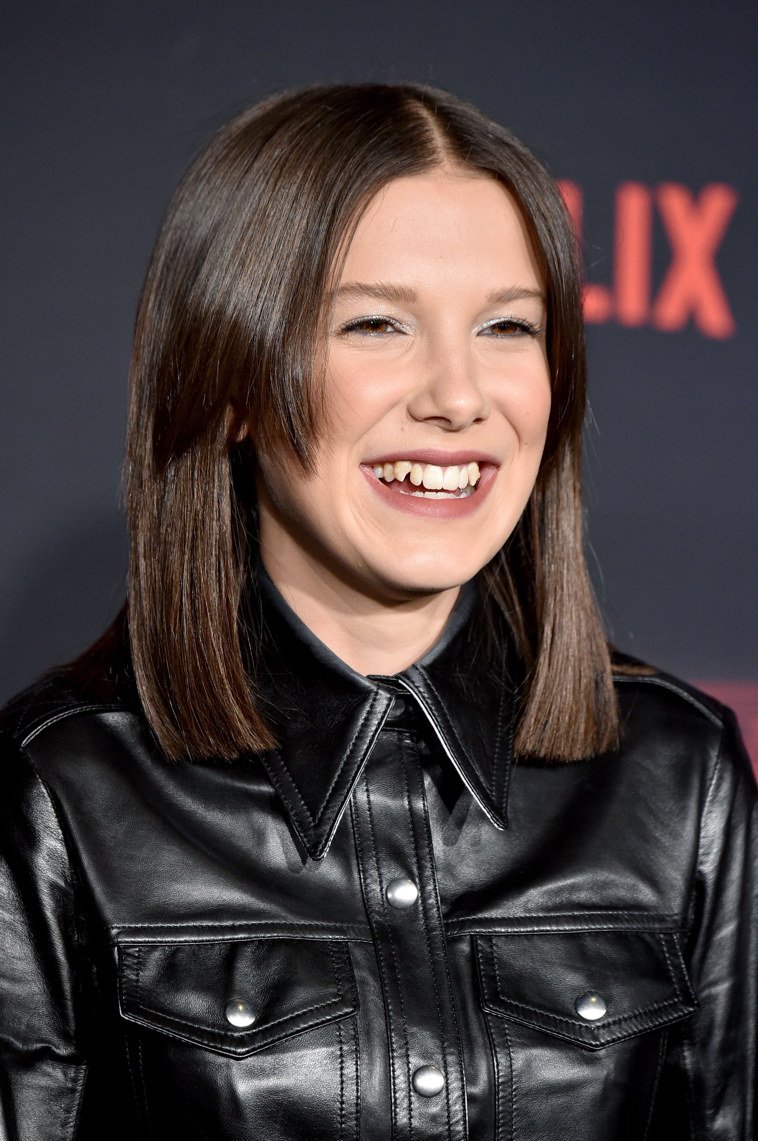 Millie Bobby Brown Debuts New Long Brown Do Laughs At Funny Stranger