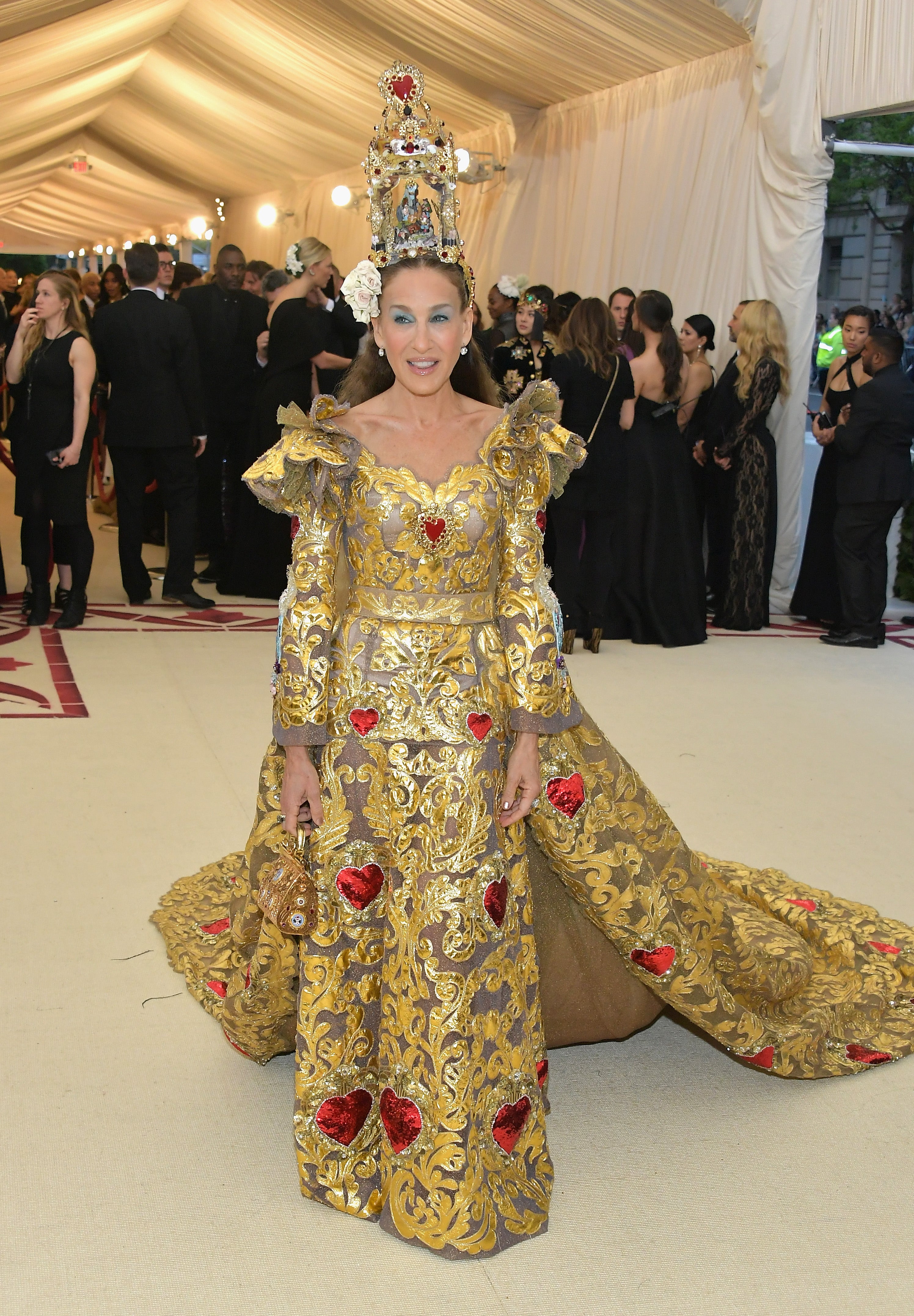 Allison Parkar Fuck Videos - Sarah Jessica Parker Goes All Out at 2018 Met Gala -- See Her Epic Gown! |  Entertainment Tonight